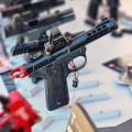 duzy-ekspozytor-stojak-pistolet-jednorzedowy (3).jpg